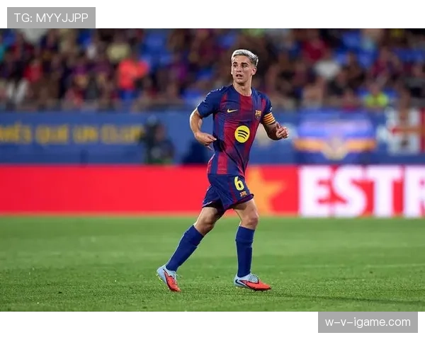 加维创巴萨新纪录，年轻天才赛季表现惊艳引热议