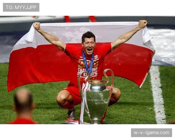 Vini闪耀赛场：个人荣誉加冕，新生代巨星崛起引万众期待