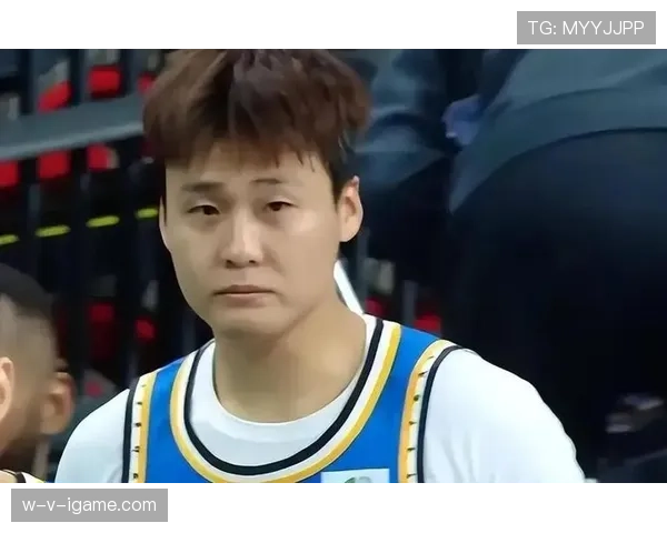 赵睿赛场像战士，私生活像把卡刷爆的贵族，看着我银行卡都想躲起来